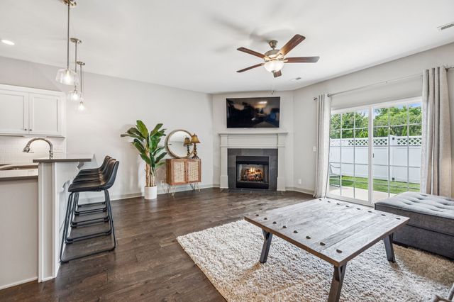 2342 N Tennessee Blvd Apt 1203, Murfreesboro, TN 37130