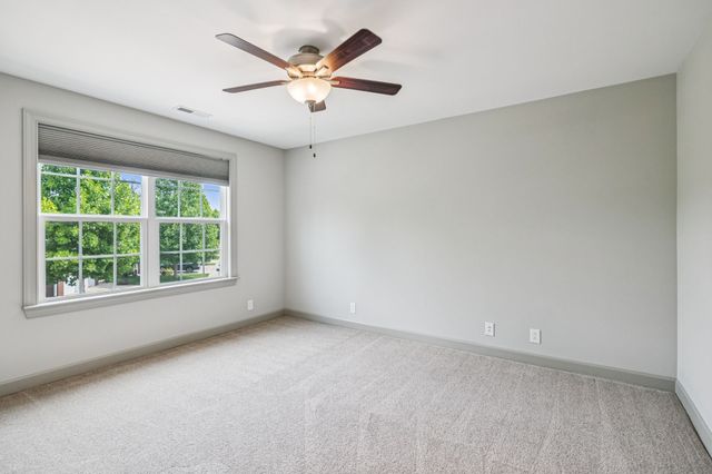 2342 N Tennessee Blvd Apt 1203, Murfreesboro, TN 37130