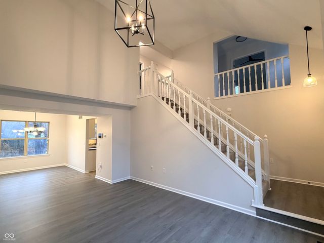 7260 Bradford Woods Way, Indianapolis, IN 46268