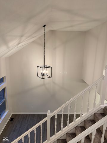 7260 Bradford Woods Way, Indianapolis, IN 46268