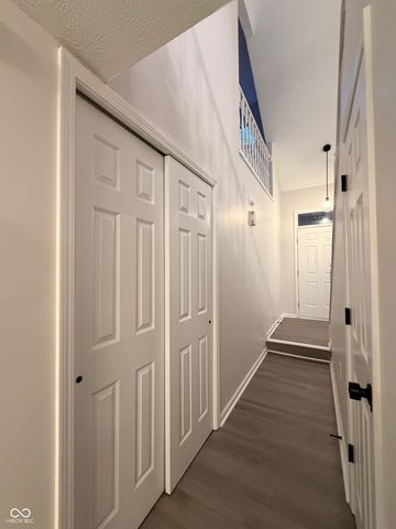 7260 Bradford Woods Way, Indianapolis, IN 46268