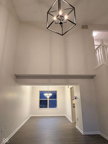 7260 Bradford Woods Way, Indianapolis, IN 46268