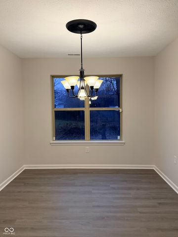 7260 Bradford Woods Way, Indianapolis, IN 46268