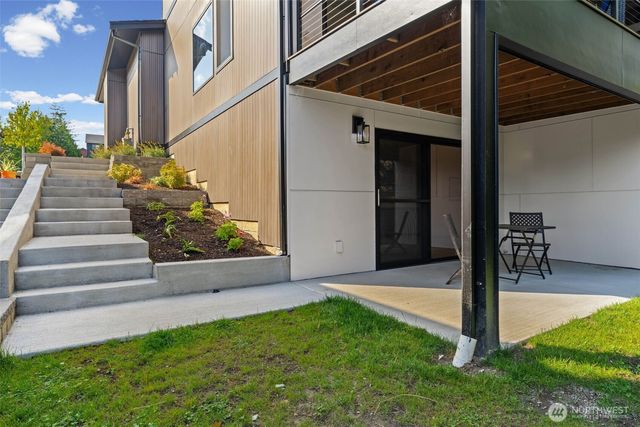 1219 158th Place SW, Lynnwood, WA 98087