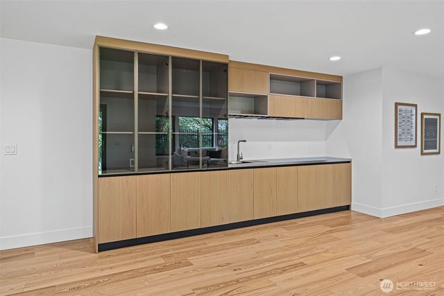 1219 158th Place SW, Lynnwood, WA 98087