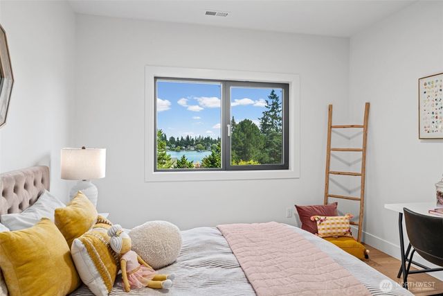 1219 158th Place SW, Lynnwood, WA 98087
