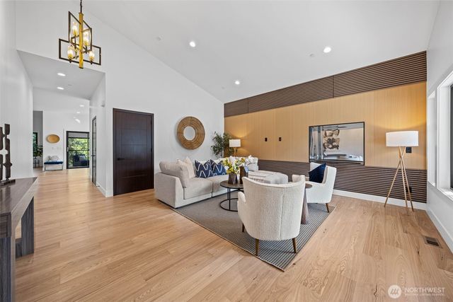 1219 158th Place SW, Lynnwood, WA 98087