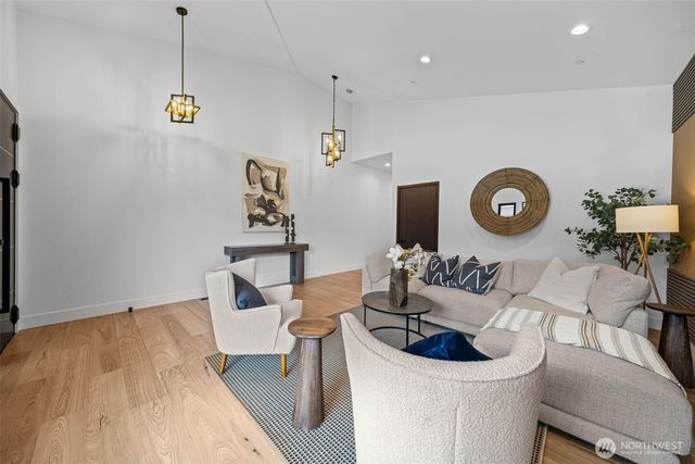 1219 158th Place SW, Lynnwood, WA 98087