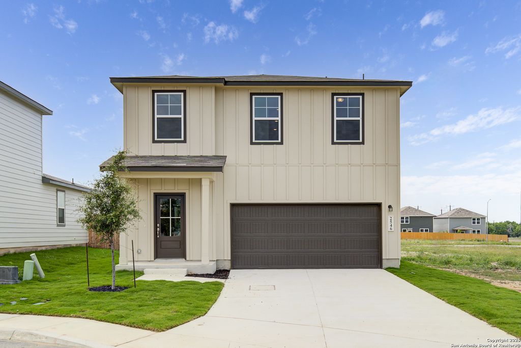 2546 Dry Moss Way, San Antonio, TX 78224