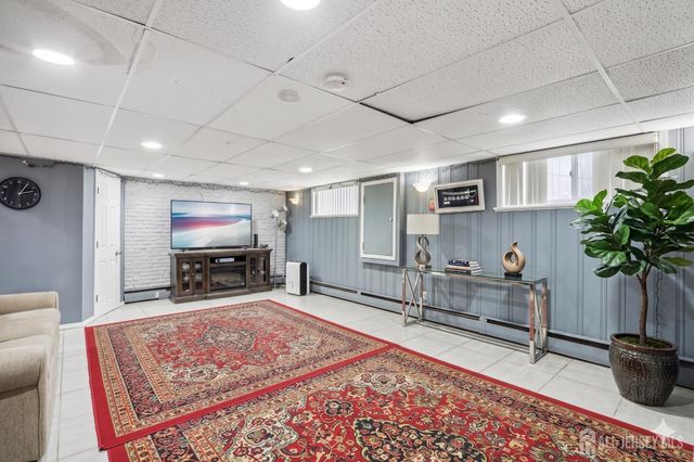 66 Brandywine Road, Fords, NJ 08863