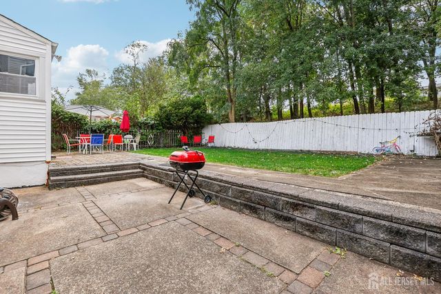 66 Brandywine Road, Fords, NJ 08863