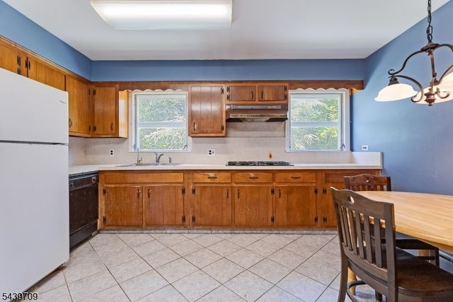 19 Yardley Rd, Mendham Twp., NJ 07945