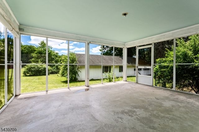 19 Yardley Rd, Mendham Twp., NJ 07945