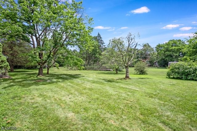 19 Yardley Rd, Mendham Twp., NJ 07945