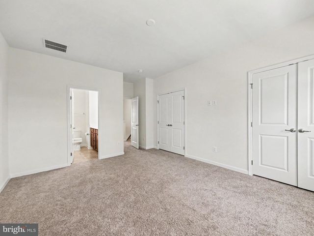 207 STREAMVIEW DR, Fredericksburg, VA 22405