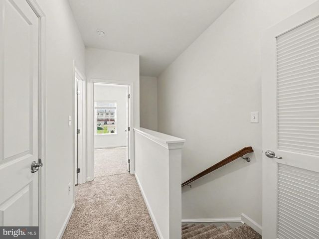 207 STREAMVIEW DR, Fredericksburg, VA 22405