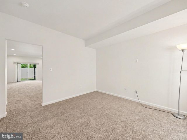 207 STREAMVIEW DR, Fredericksburg, VA 22405
