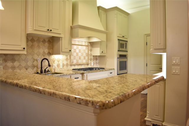 1625 Fountain Pass Drive, Colleyville, TX 76034