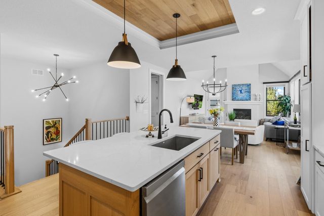 11490 Sunflower Lane N, Lake Elmo, MN 55042