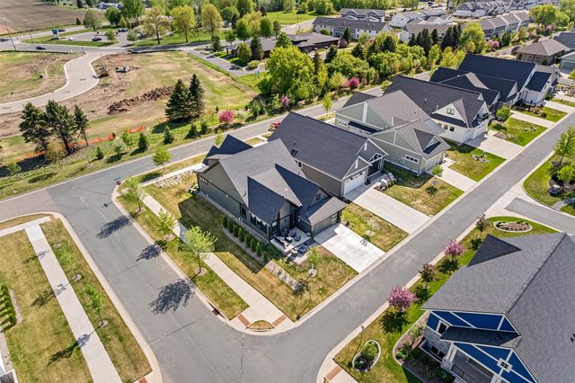 11490 Sunflower Lane N, Lake Elmo, MN 55042