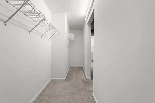 211 Woodview Way, Manchester, NH 03102