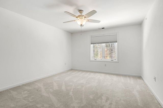 211 Woodview Way, Manchester, NH 03102