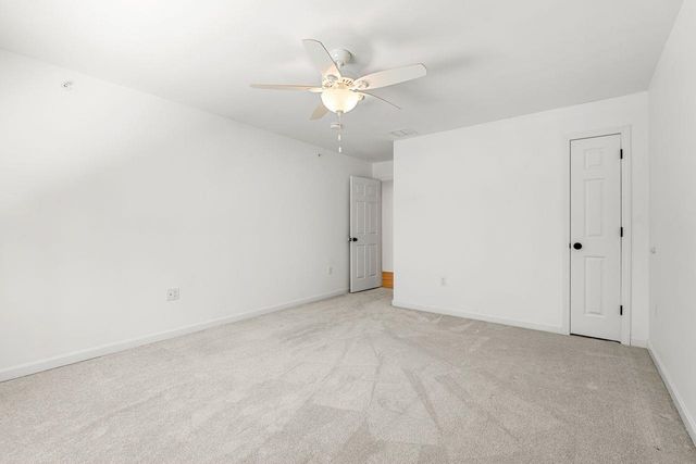 211 Woodview Way, Manchester, NH 03102