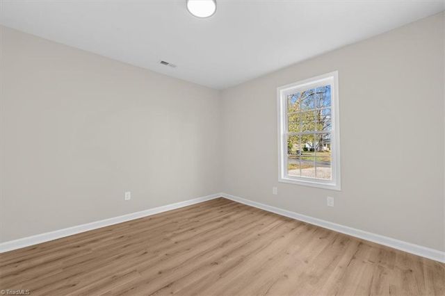 105 Mendota Avenue, Lexington, NC 27292