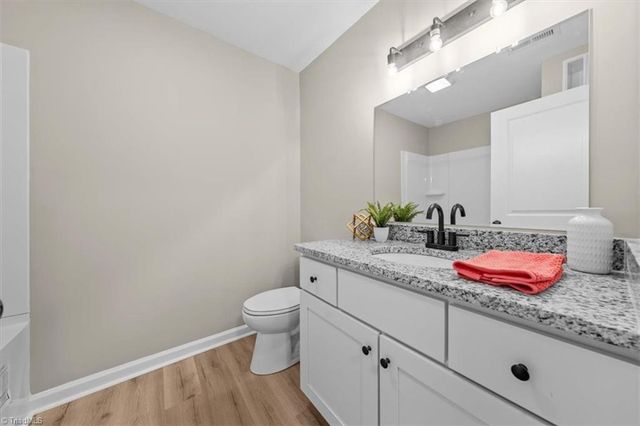 105 Mendota Avenue, Lexington, NC 27292
