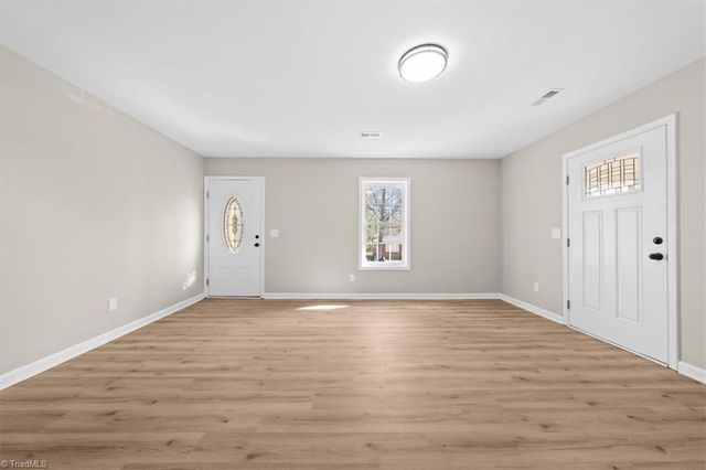 105 Mendota Avenue, Lexington, NC 27292