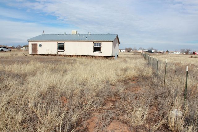 27 Manzano Street, Moriarty, NM 87035