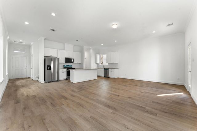 6408 Pregonero Lane, Houston, TX 77048