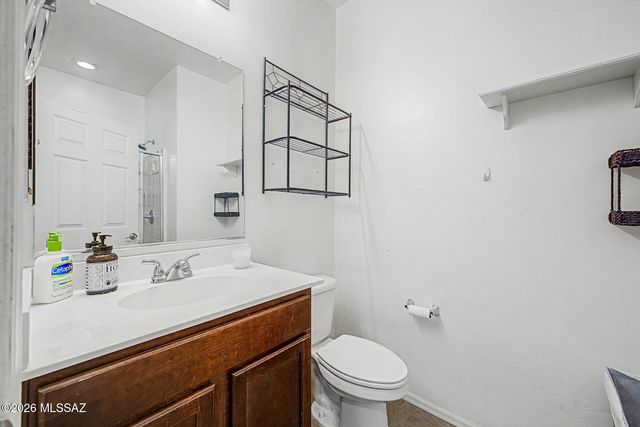 726 S Desert Haven Road, Vail, AZ 85641