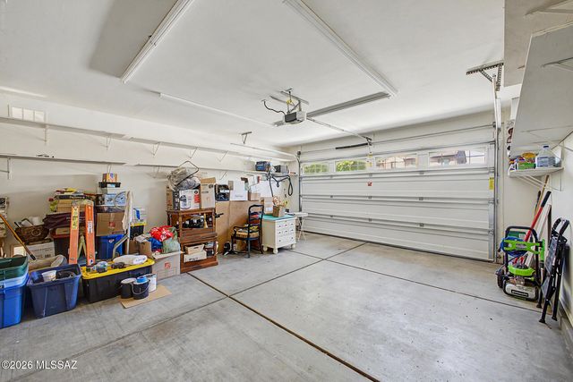726 S Desert Haven Road, Vail, AZ 85641