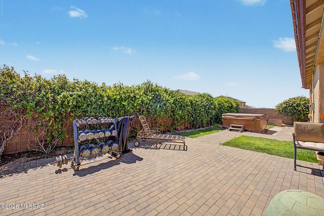 726 S Desert Haven Road, Vail, AZ 85641