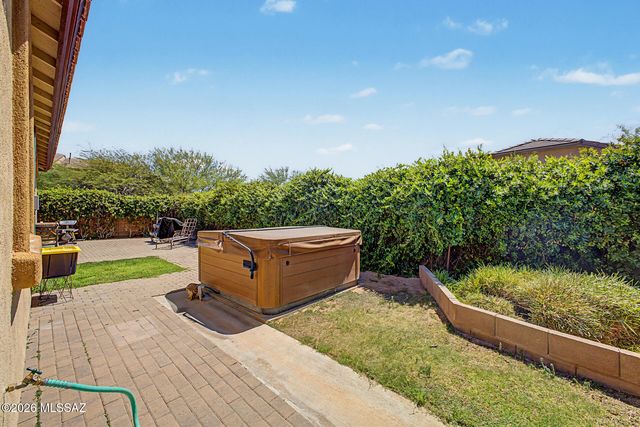 726 S Desert Haven Road, Vail, AZ 85641