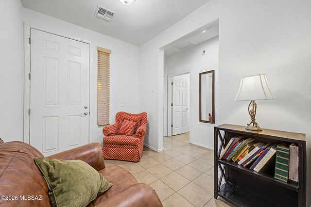 726 S Desert Haven Road, Vail, AZ 85641