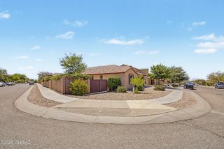 726 S Desert Haven Road, Vail, AZ 85641