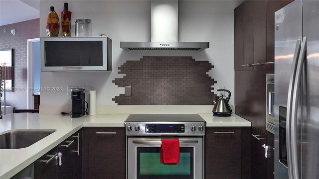 200 Sunny Isles Blvd 2-701, Sunny Isles Beach, FL 33160