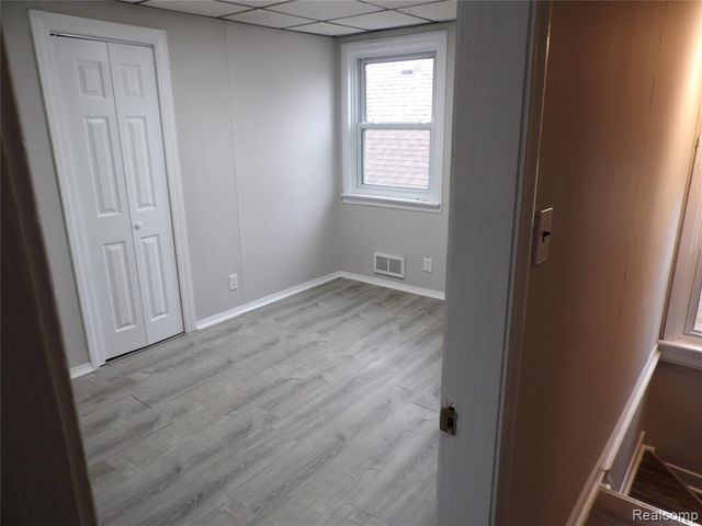 17317 Washburn Street, Detroit, MI 48221