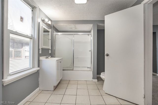 7815 Jeffries Avenue, Cleveland, OH 44105