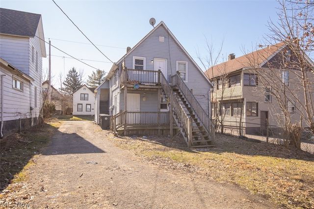 7815 Jeffries Avenue, Cleveland, OH 44105