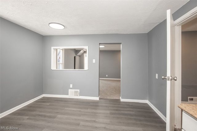 7815 Jeffries Avenue, Cleveland, OH 44105