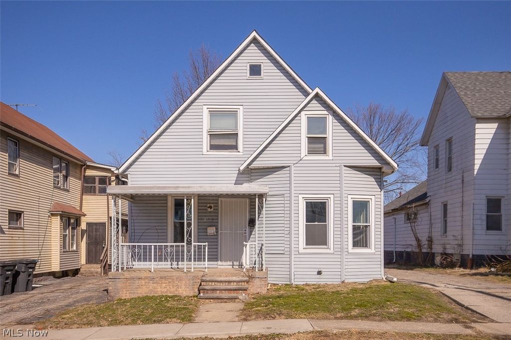 7815 Jeffries Avenue, Cleveland, OH 44105