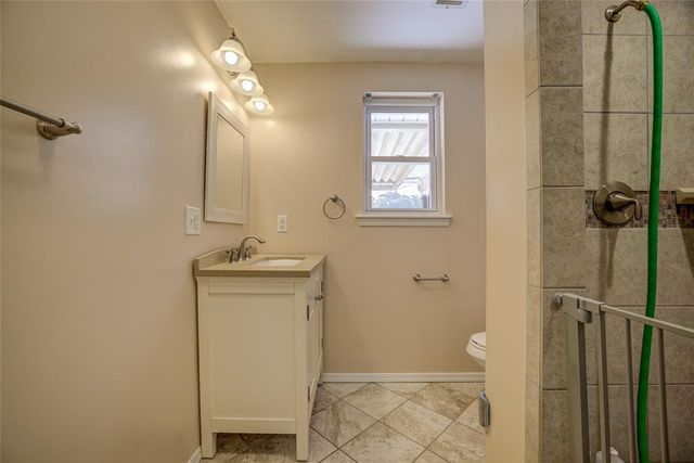 2704 Janene Street, Harrah, OK 73045