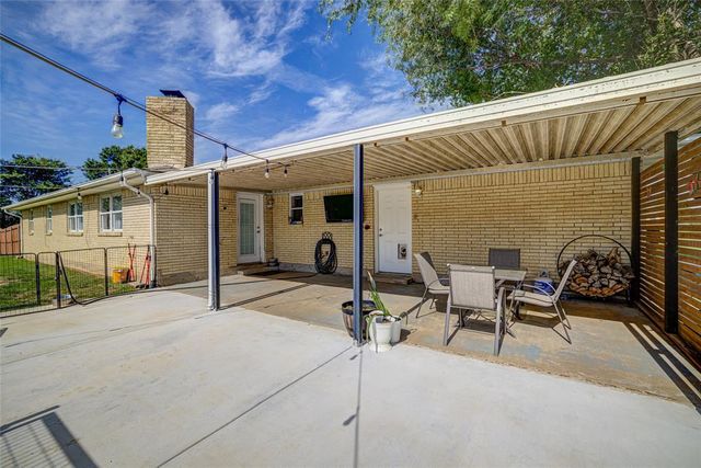 2704 Janene Street, Harrah, OK 73045
