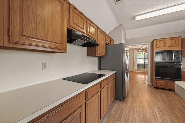 5003 Dawn Lily Drive, Spring, TX 77388