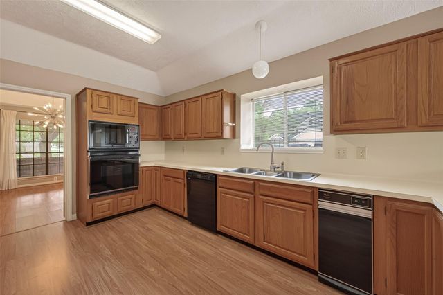 5003 Dawn Lily Drive, Spring, TX 77388