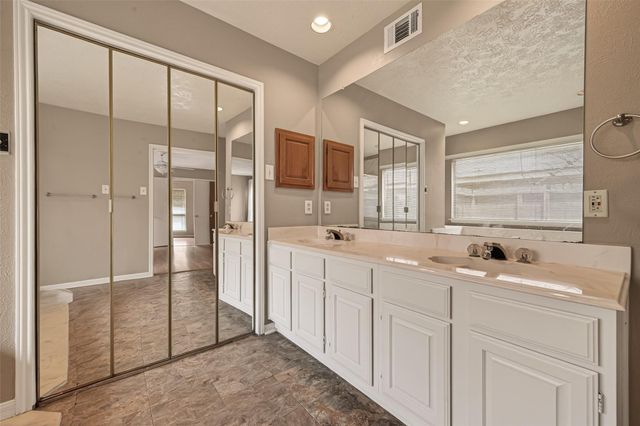 5003 Dawn Lily Drive, Spring, TX 77388