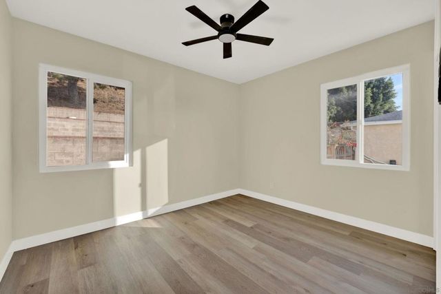 2151 54th, San Diego, CA 92105